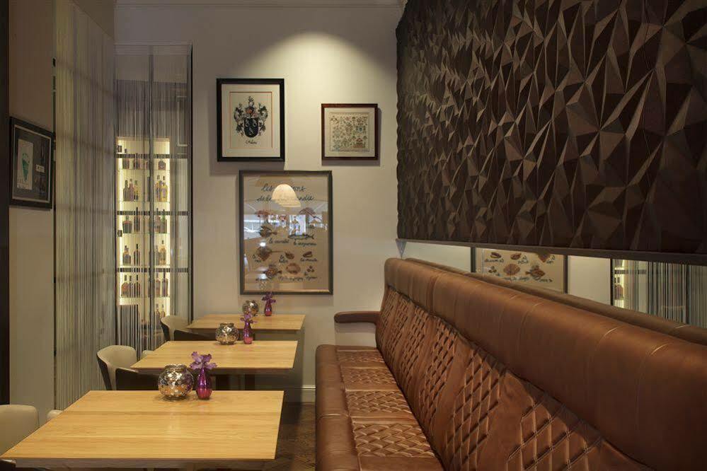 רורמונד Hotel Dux מראה חיצוני תמונה